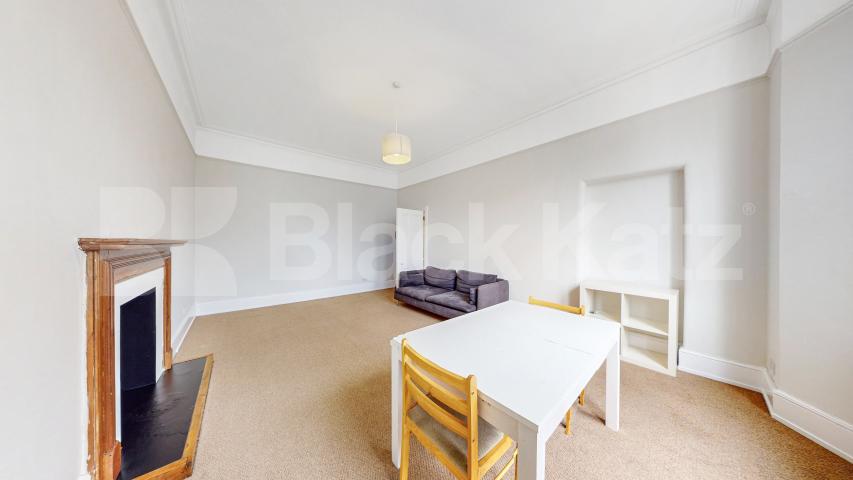 			2 Bedroom, 1 bath, 1 reception Flat			 West End Lane, West Hampstead